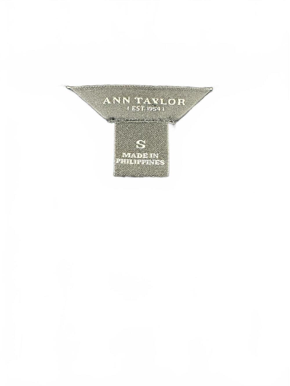 Ann Taylor Navy Blue Layered Sleeveless Top - Picture 6 of 8